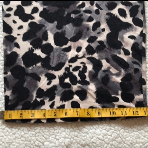 Animal Print Pencil Skirt by Charlotte Russe, size medium - Picture 4 of 7